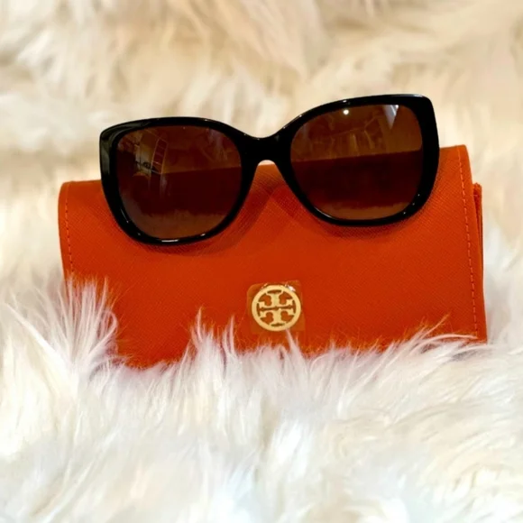 Tory Burch | Accessories | Authentic Tory Burch Sunglasses  display picture 2